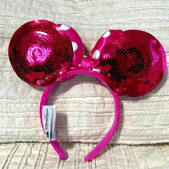 Disney Pink Minnie, mouse ears - Picture 2 of 2